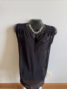 Angie sheer top sz M